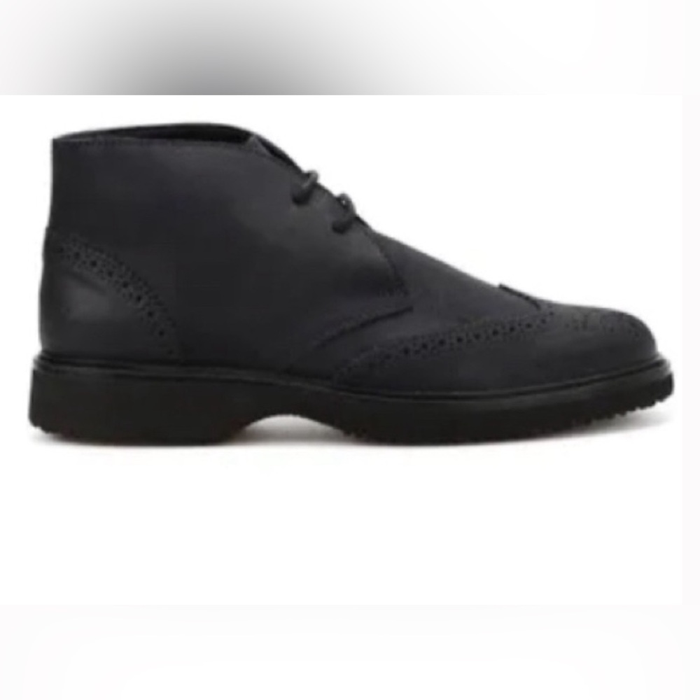 Hogan chukkas made in Italy retails for 650$